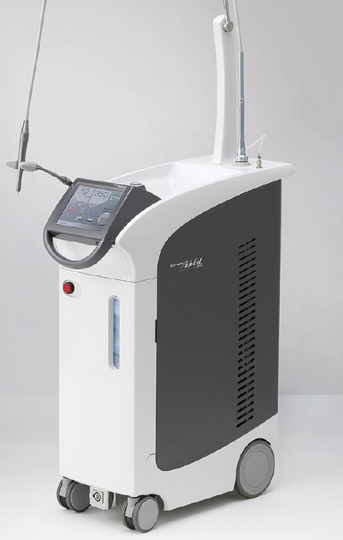 当院で使用している歯科用YAGレーザーの装置